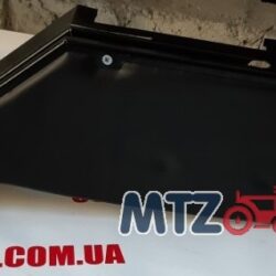 Крышка пульта кабины н/о в сборе собств. пр-во 85-6700040-Б/85-6700036-Б