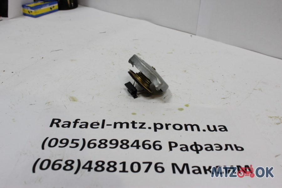 1068793895_w640_h640_img_3857-e1571402966962