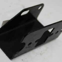 Кронштейн фонаря переднего правый МТЗ УК н/о 85-3712041