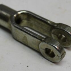 Вилка тяги керування гідророзподільником МТЗ (вир-во МТЗ) А20.213-А