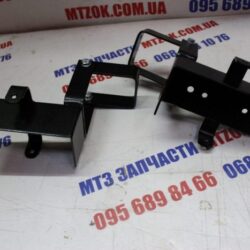 Кронштейн переднього ліхтаря поворотний лівий/правий к-т МТЗ УК н/о (пр-во Україна) 85-3712041-01к-т