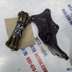 Кронштейн навески МТЗ-892 к-т (80-4605091, 80-4605091-01) с болтами (пр-во МТЗ)