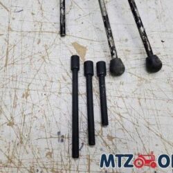 Подовжувачі важелів розподільника н/з к-т (3шт) різьблення 10х1,5 мм d=10 довжина 17.14.11см