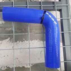 Патрубок (силикон) 90-35-150-150 4 мм